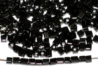 2-cut beads von Preciosa Ornella Tschechien, Würfelform schwarz
 