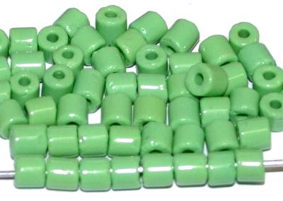 tube beads von Ornella Preciosa Tschechien,
 hellgrün opak