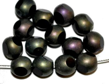 Glasperlen schwarz mit metallic finish 3 Seiten geschliffen, hergestellt in Gablonz / Tschechien