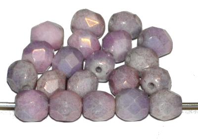facettierte Glasperlen violett opak mit stone finish, hergestellt in Gablonz / Tschechien