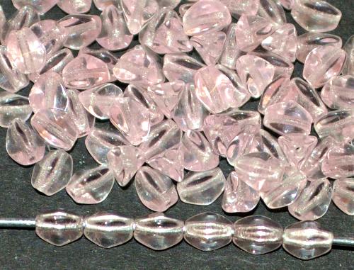 Glasperlen Pinchbeads Dreieckform
 rosa transparent,
 hergestellt in Gablonz / Tschechien