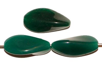 Glasperlen Nuggets, Alabasterglas / Malachitglas, hergestellt in Gablonz / Tschechien