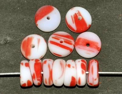 Glasperlen / Kakamba Beads,
 weiß rot opak,
 in den 1920/30 Jahren in Gablonz/Böhmen,
 für den Afrikahandel hergestellt