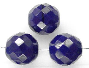facettierte Glasperlen  dunkelblau opak, hergestellt in Gablonz / Tschechien