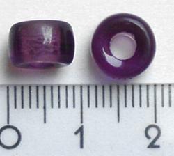 Glasperlen
 altviolett transp. (Crowbeads),
 hergestellt in Gablonz / Tschechien