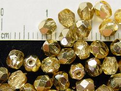 facettiert Glasperlen mit Wachsüberzug 
 und Silber finish,
 hergestellt in Gablonz / Tschechien